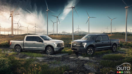 Ford Introduces F-150 Lightning Pro for Fleet Customers
